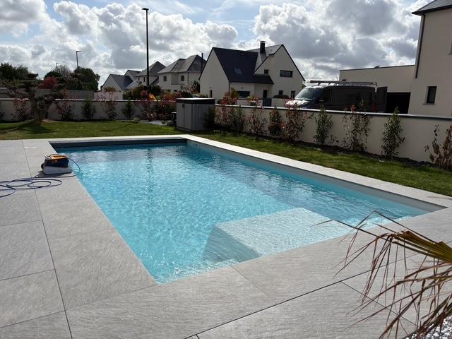 Piscine Galaxite 8-60 équipée d’un robot Léon 2 à Villon-les-Buissons